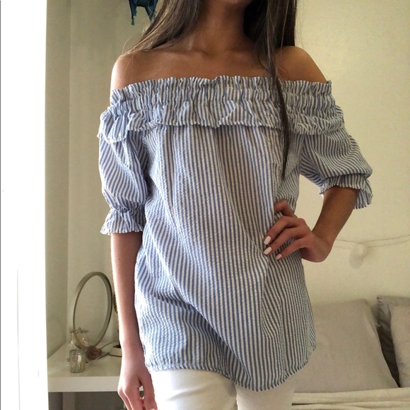 Striped off-shoulders top - Picture 7 of 7